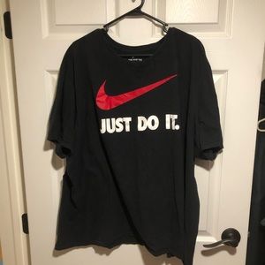 Men’s Nike Shirt